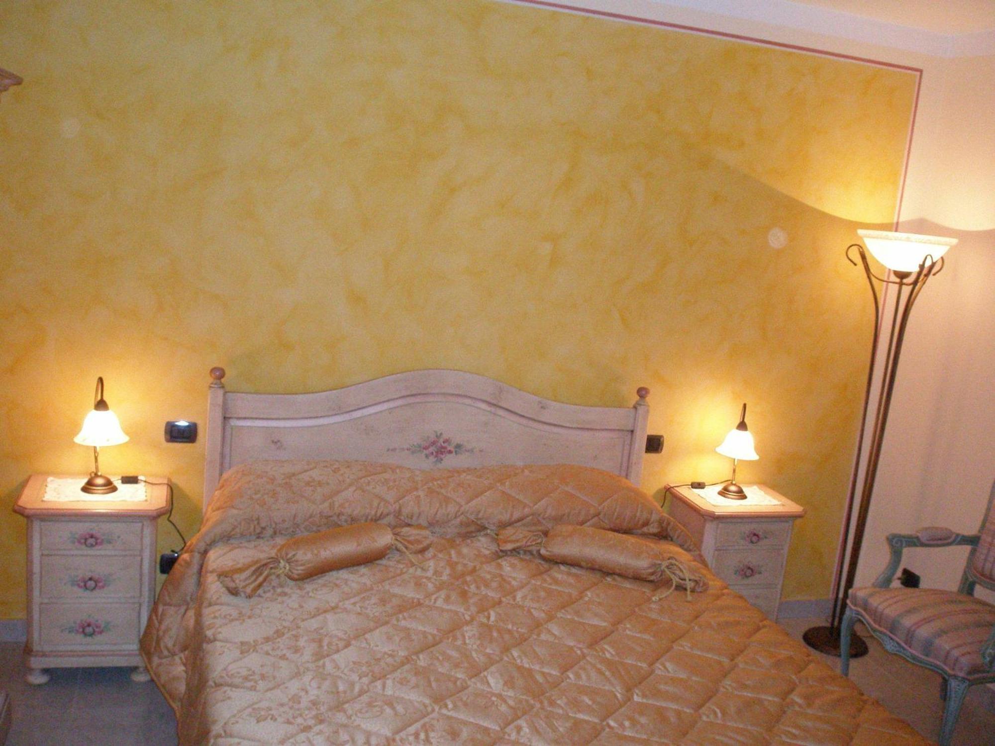 Bed And Breakfast Il Faggio Povegliano Veronese Rum bild