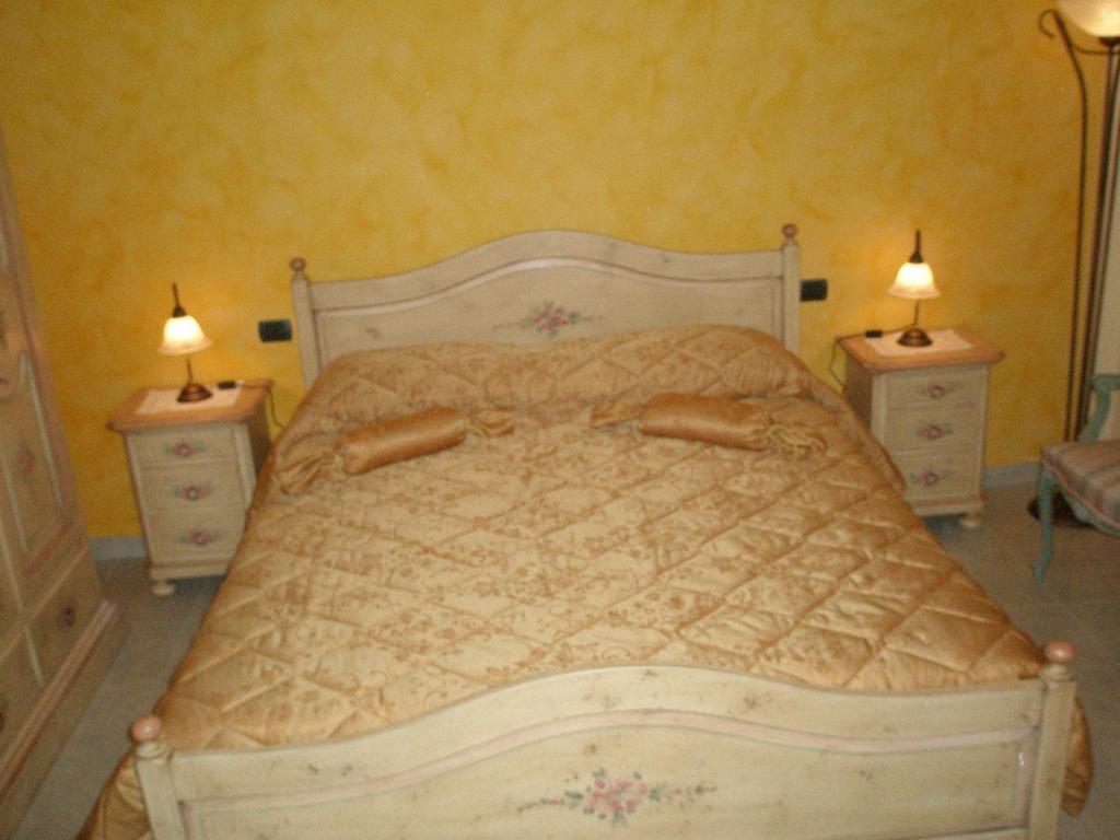 Bed And Breakfast Il Faggio Povegliano Veronese Rum bild