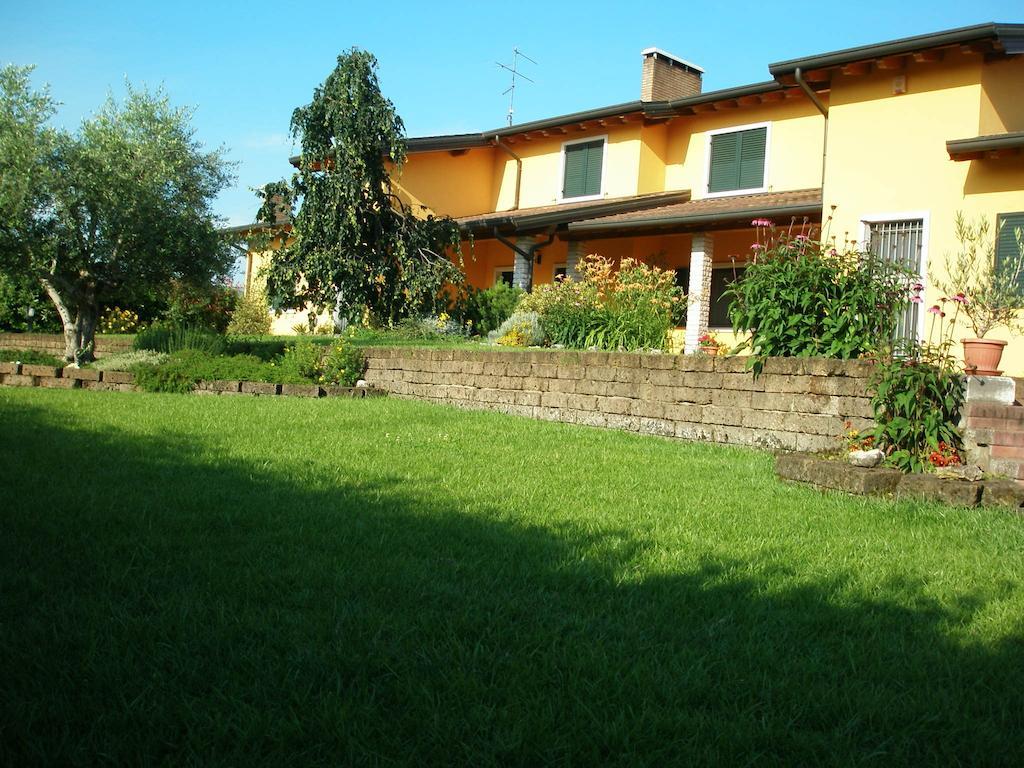 Bed And Breakfast Il Faggio Povegliano Veronese Exteriör bild